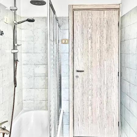 Vomero Retreat - Airhome Гостевой дом *